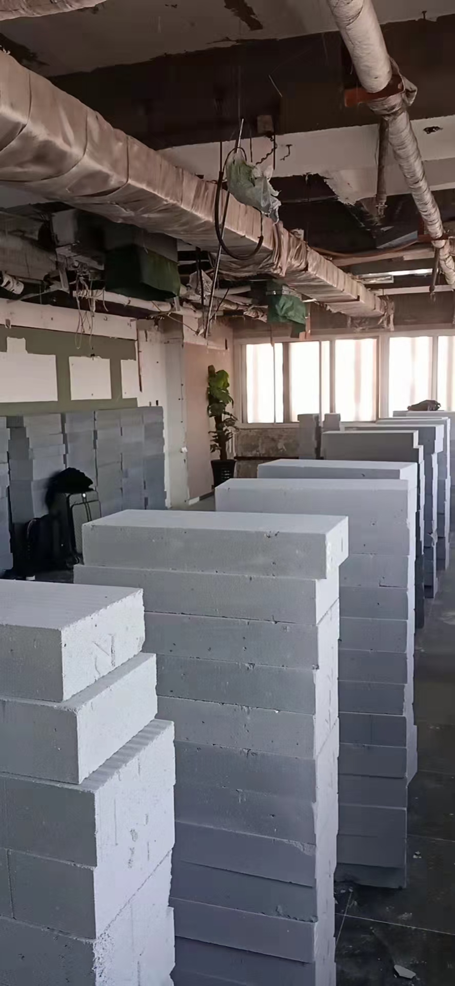 轻质砖隔墙墙面平整